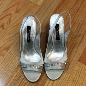 Nina New York heels